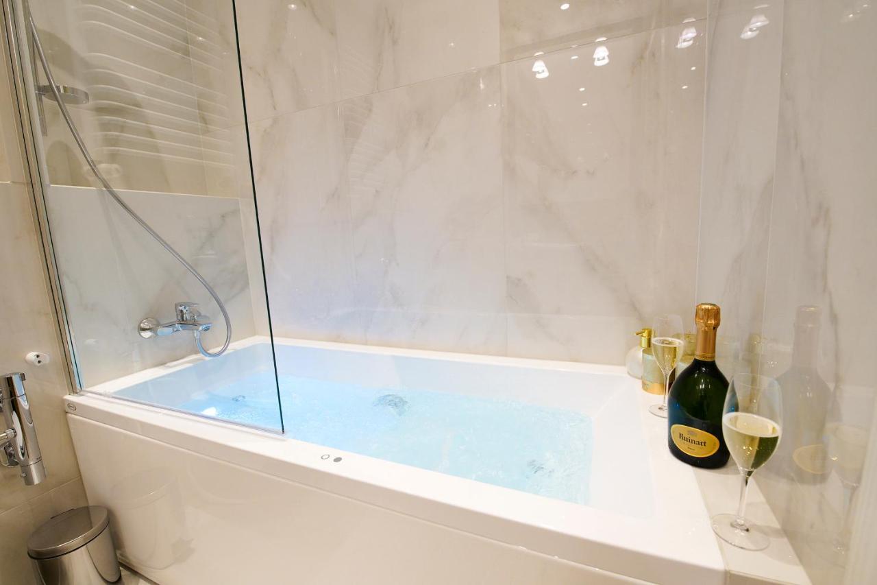 Jacuzzi Spa Prestige Krakkó Kültér fotó
