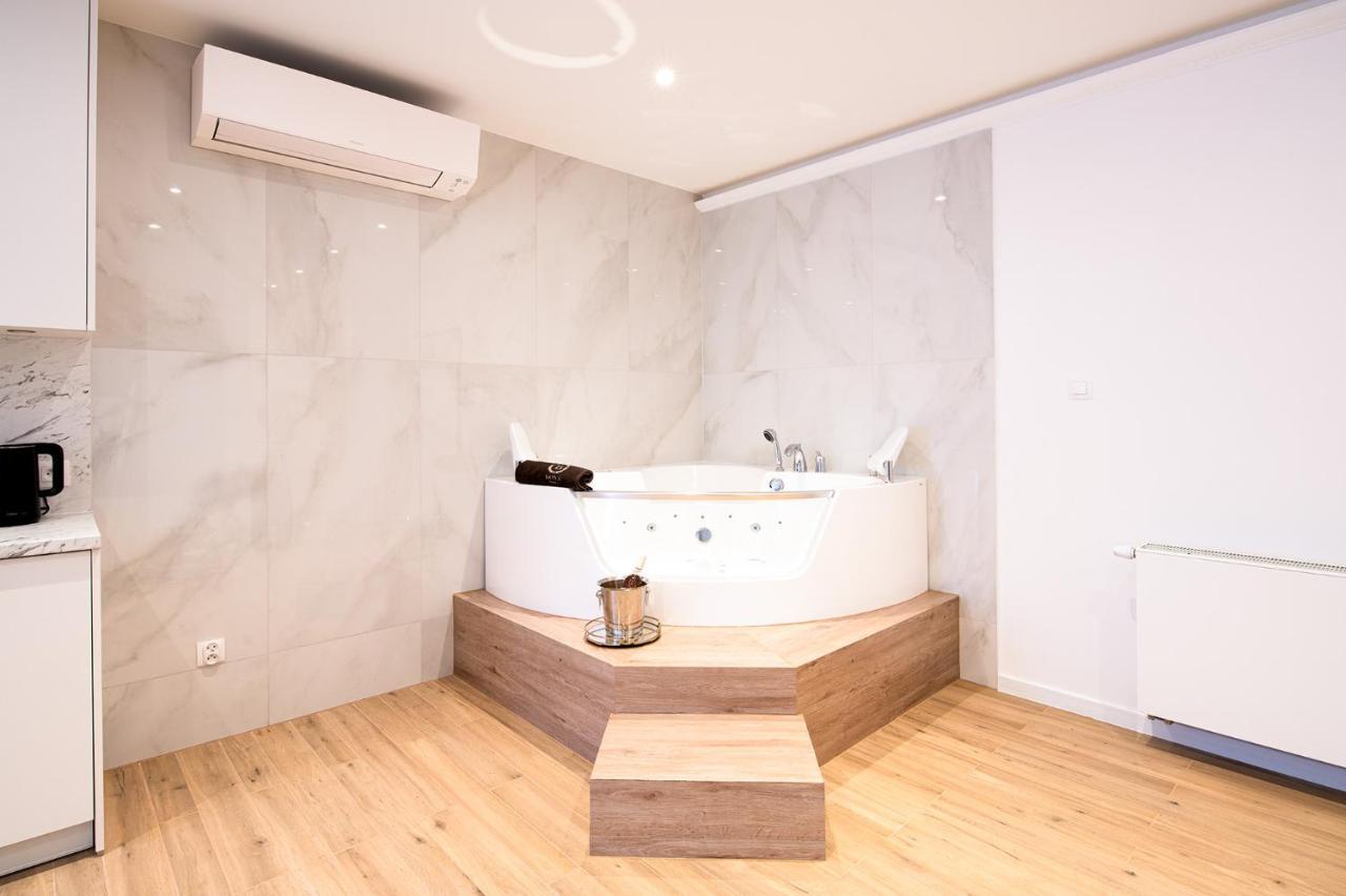 Jacuzzi Spa Prestige Krakkó Kültér fotó